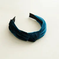 Load image into Gallery viewer, Velvet twisted knot head band
